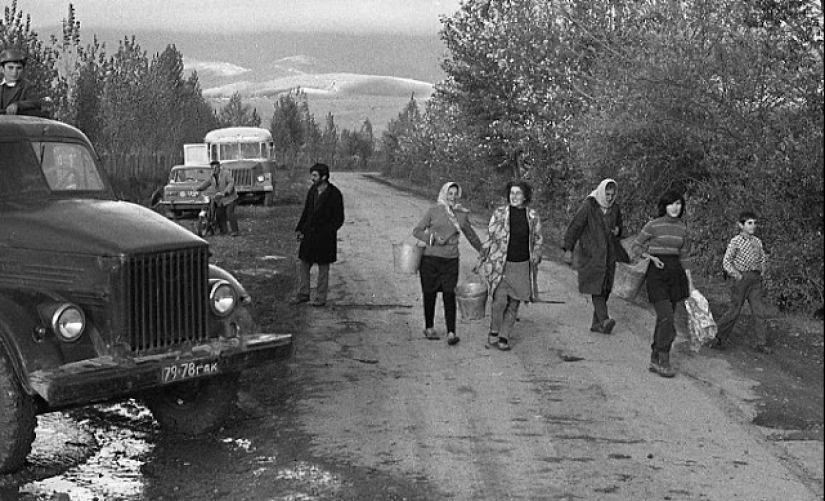 Everyday life in Soviet Georgia in 1976, captured by a Swedish photographer