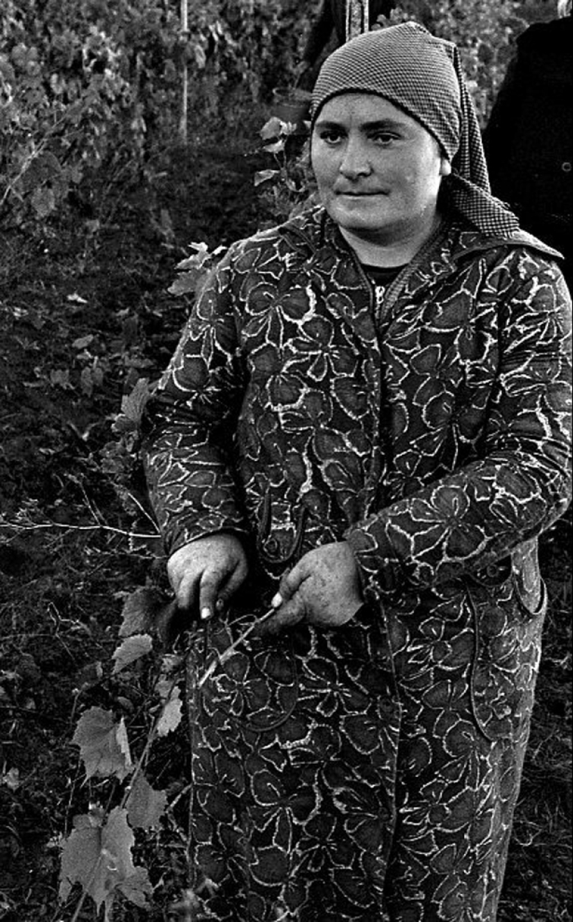 Everyday life in Soviet Georgia in 1976, captured by a Swedish photographer