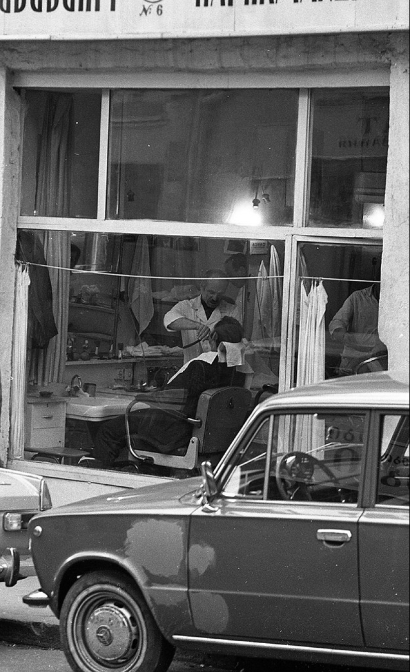 Everyday life in Soviet Georgia in 1976, captured by a Swedish photographer