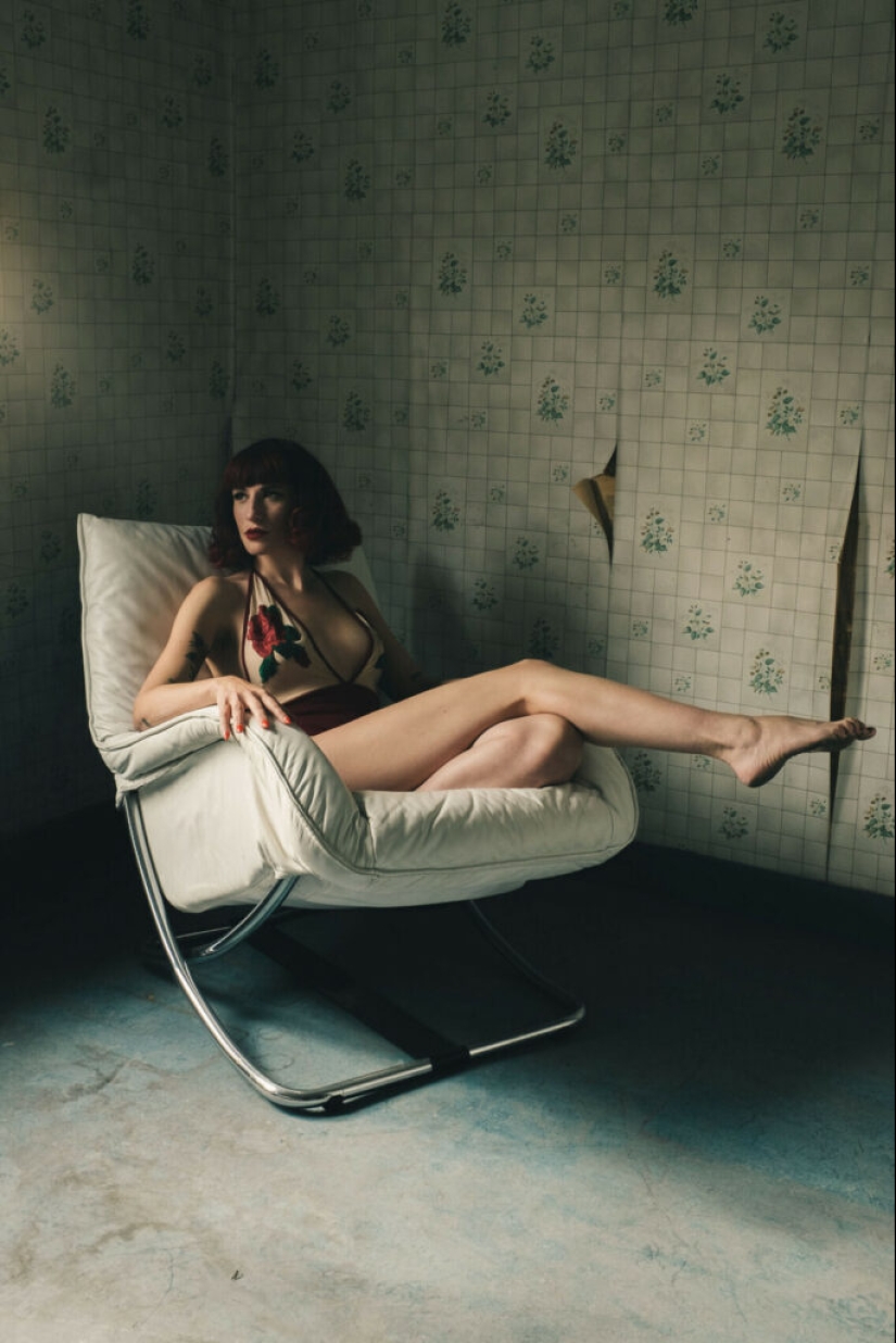 Extrañas historias de la fotógrafa belga Carmen De Vos