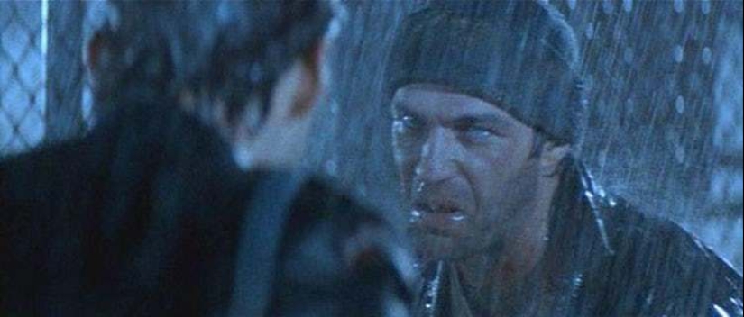 Fake espectacular: 12 muertes cinematográficas que no podrían haber ocurrido en la realidad Fake espectacular: 12 muertes cinematográficas que no podrían haber ocurrido en la realidad