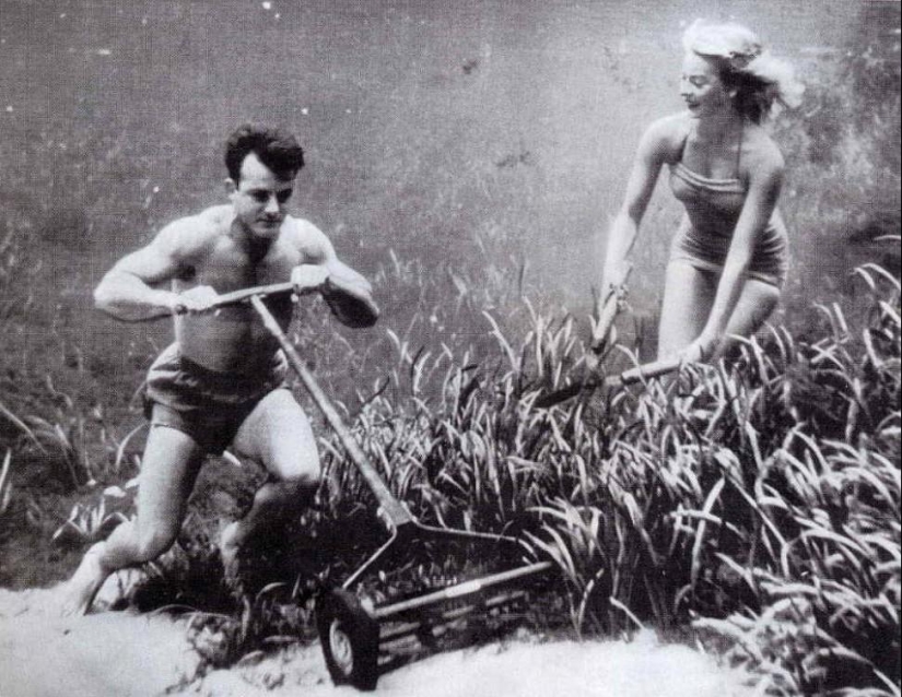 Fantastic retrophotographs from the bottom of the lake