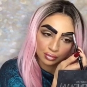 Fashion trends that have long looked ridiculous Fashion trends that have long looked ridiculous