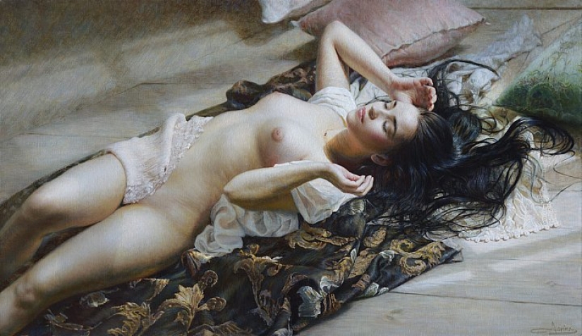 Female beauty and tenderness in the paintings of the artist Marina Marina