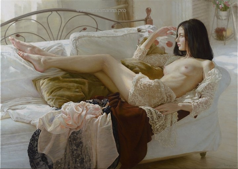 Female beauty and tenderness in the paintings of the artist Marina Marina