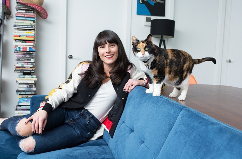 Female Cats Female Cats
