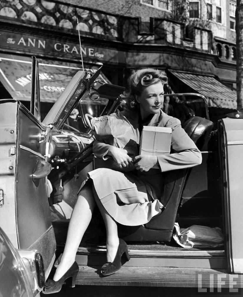 Feminidad escurridiza por la fotógrafa Nina Lin Feminidad escurridiza por la fotógrafa Nina Lin