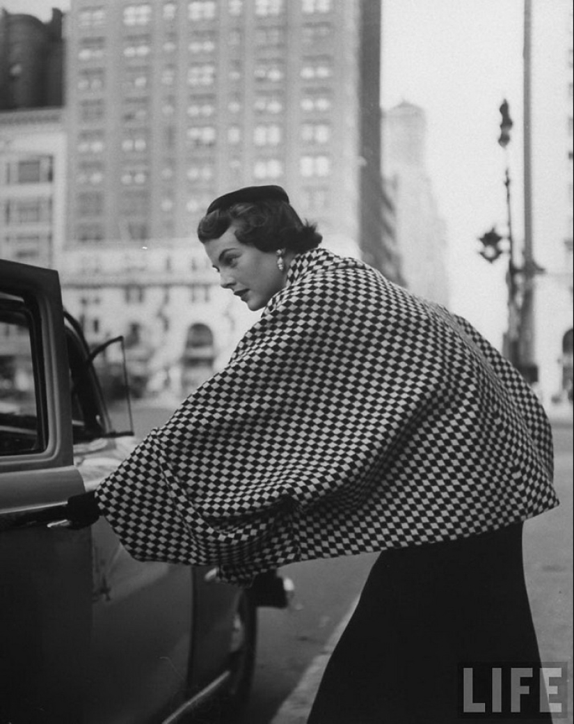 Feminidad escurridiza por la fotógrafa Nina Lin Feminidad escurridiza por la fotógrafa Nina Lin