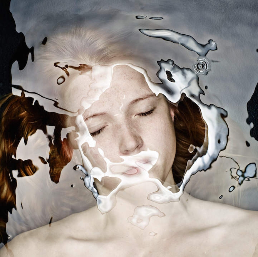 Femininity itself: underwater portraits of girls from the studio Staudinger+Franke