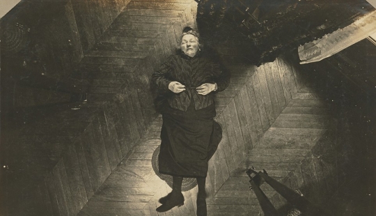 First-of-its-kind crime scene photos from 1904 First-of-its-kind crime scene photos from 1904