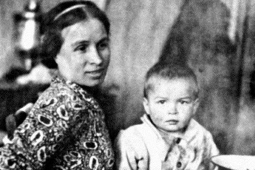 "Flying Tatar" Rudolf Nureyev: 10 facts about the legendary dancer