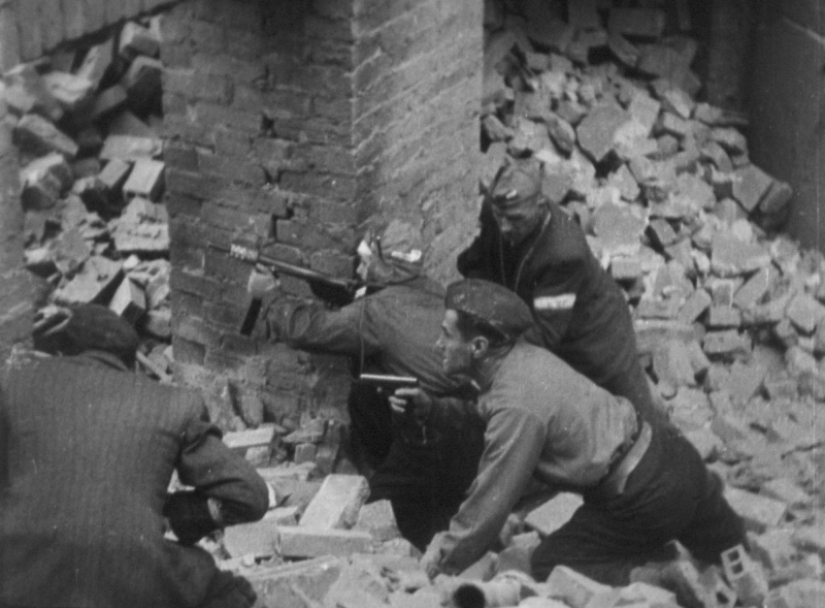 "For our and your freedom": how many Russians fought for the Poles in the Warsaw Uprising "For our and your freedom": how many Russians fought for the Poles in the Warsaw Uprising