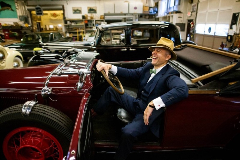 Forward to the past, o 9 ejemplos de cómo las personas modernas están atrapadas en épocas pasadas