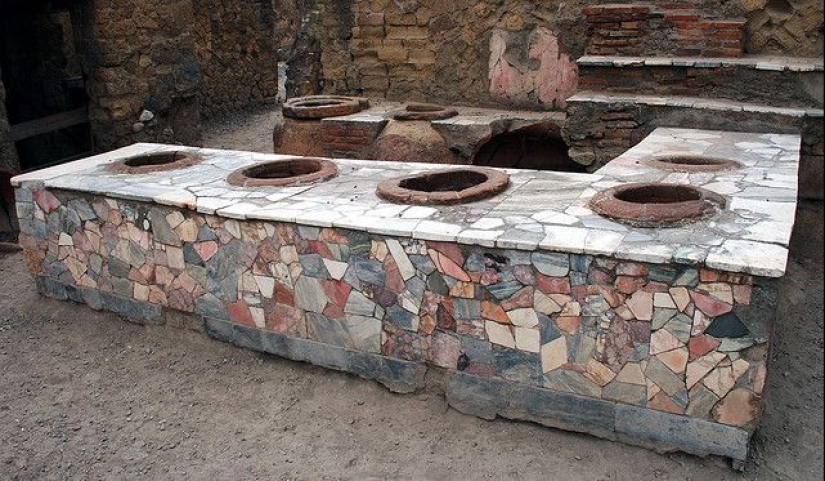 Fossil stool researchers: who are they and why our future is in their hands Fossil stool researchers: who are they and why our future is in their hands