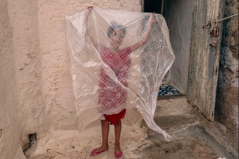 Fotógrafo callejero toma fotografías alrededor del mundo que capturan diferentes culturas y estilos de vida