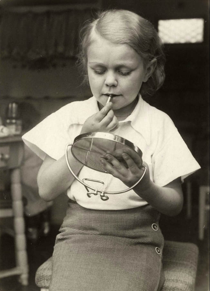 Foto retro: De la vida de los liliputienses.
