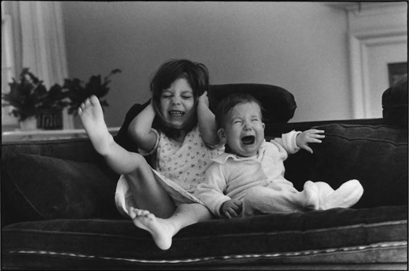Fotos cálidas y divertidas de Elliot Erwitt