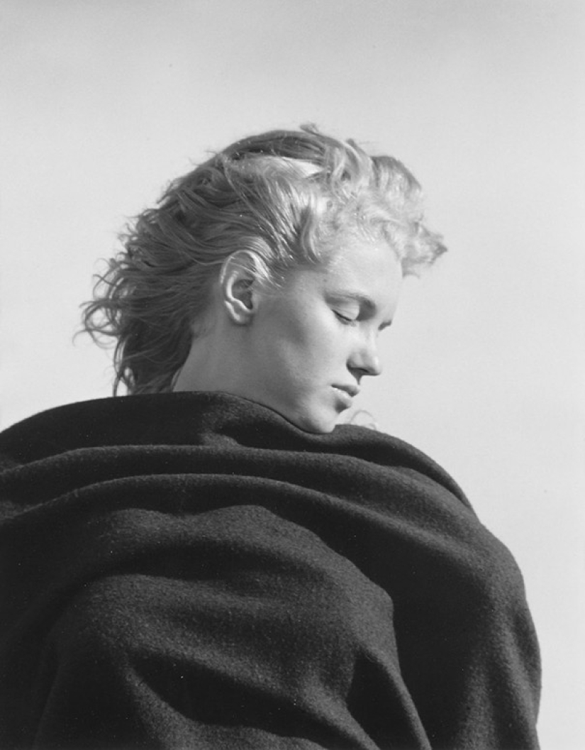Fotos de playa desconocidas de Marilyn Monroe tomadas por su amante Fotos de playa desconocidas de Marilyn Monroe tomadas por su amante