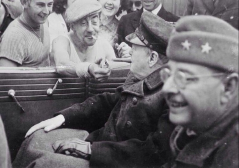 Fotos históricas que te permiten mirar el pasado desde un ángulo diferente Fotos históricas que te permiten mirar el pasado desde un ángulo diferente