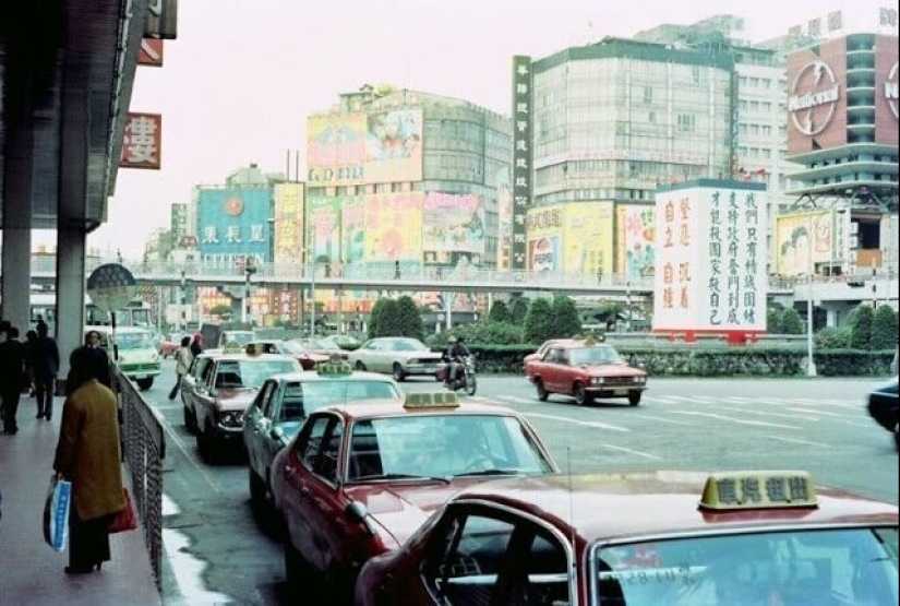 Fotos retro del colorido Taiwán de finales de la década de 1970 Fotos retro del colorido Taiwán de finales de la década de 1970