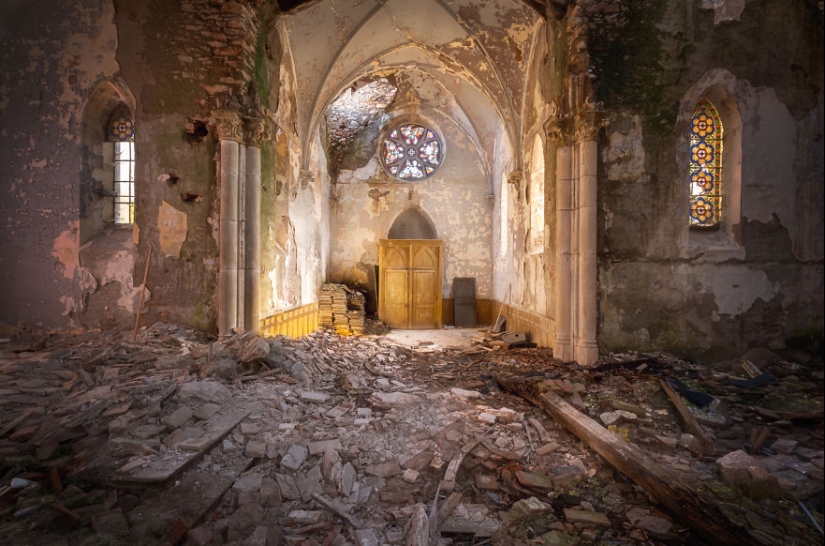 Fragmentos de la vieja Francia: edificios abandonados de increíble belleza