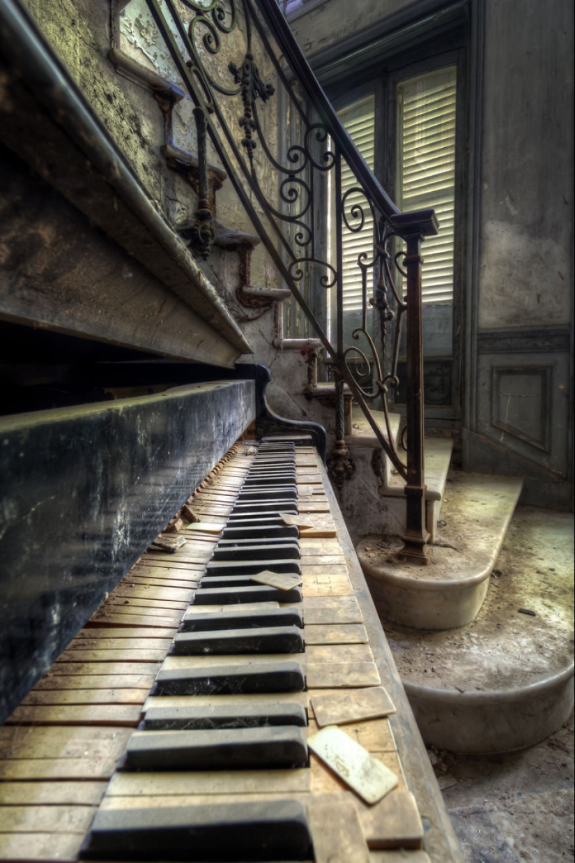 Fragments of old France: abandoned buildings of incredible beauty