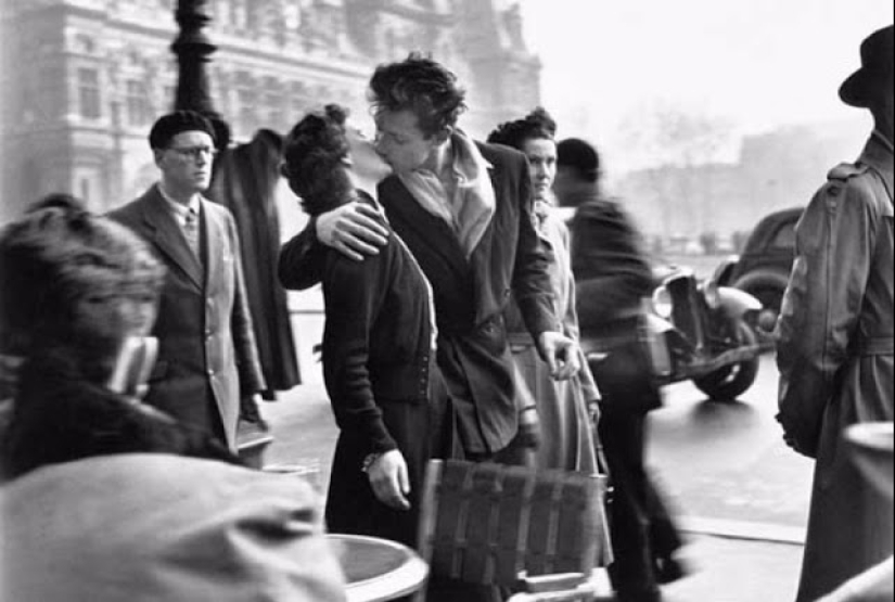 French kiss: how the photographer took pictures of couples in love on the streets of Paris French kiss: how the photographer took pictures of couples in love on the streets of Paris