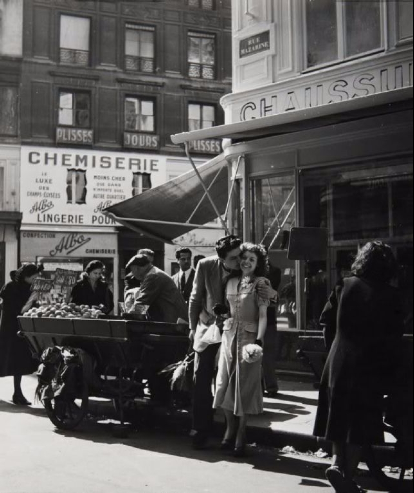 French kiss: how the photographer took pictures of couples in love on the streets of Paris French kiss: how the photographer took pictures of couples in love on the streets of Paris