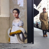 Fugitivos del museo: retratos del Louvre y del Prado en la calle Fugitivos del museo: retratos del Louvre y del Prado en la calle