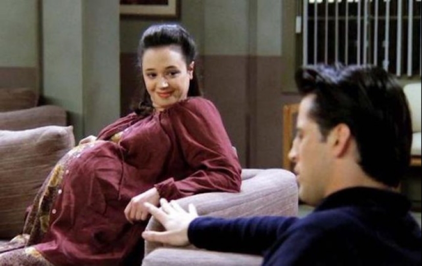 Gary Oldman, Julia Roberts and 28 other celebrities we don't remember from the TV series "Friends", and they are there