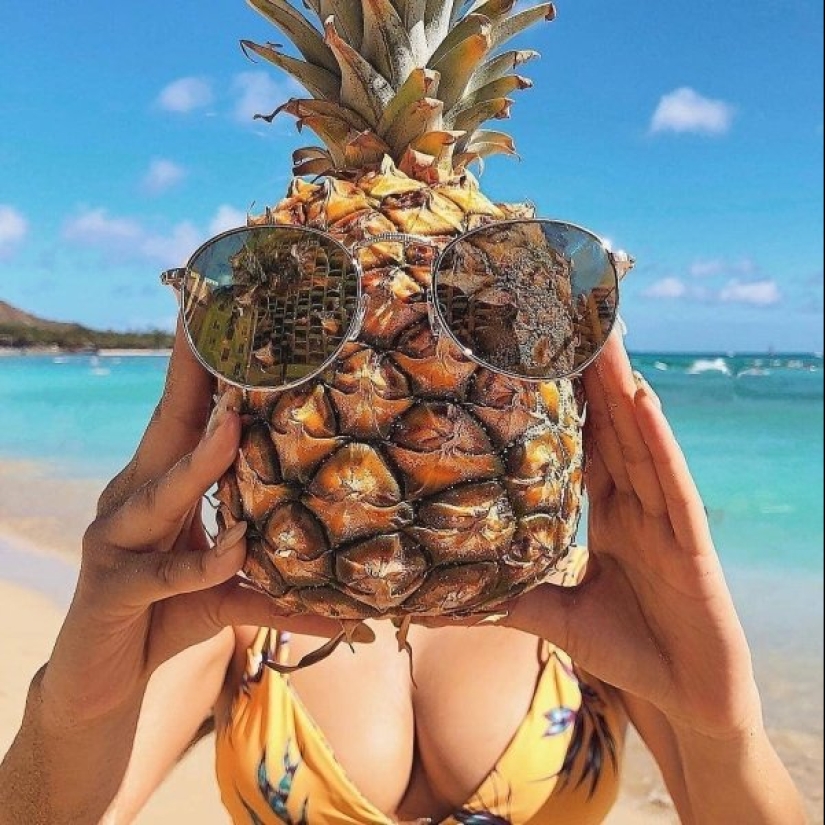 Girls and pineapples: 20+ hot pictures, from which will flow salivating Girls and pineapples: 20+ hot pictures, from which will flow salivating