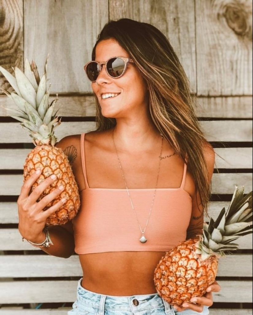 Girls and pineapples: 20+ hot pictures, from which will flow salivating Girls and pineapples: 20+ hot pictures, from which will flow salivating