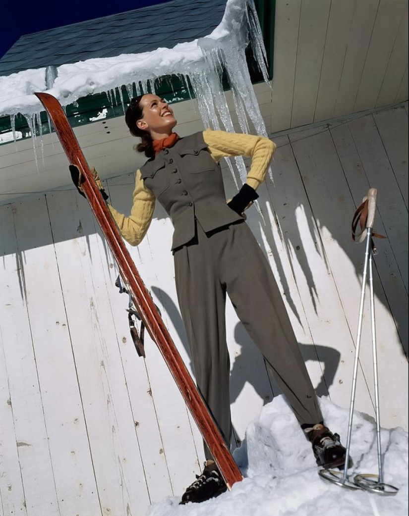 Glamorous 40s in color and excellent quality
