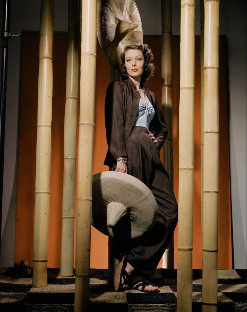Glamorous 40s in color and excellent quality