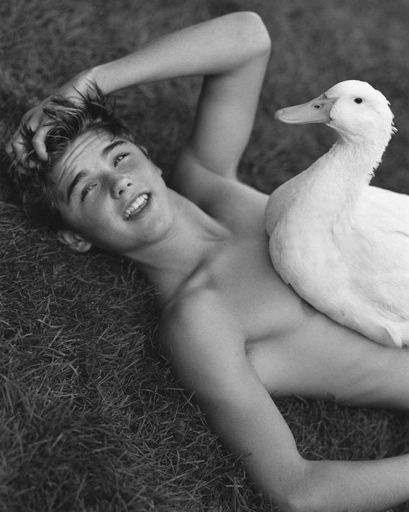 "God created Adam, but Bruce Weber gave him a body": beautiful people in the works of the famous photographer "God created Adam, but Bruce Weber gave him a body": beautiful people in the works of the famous photographer