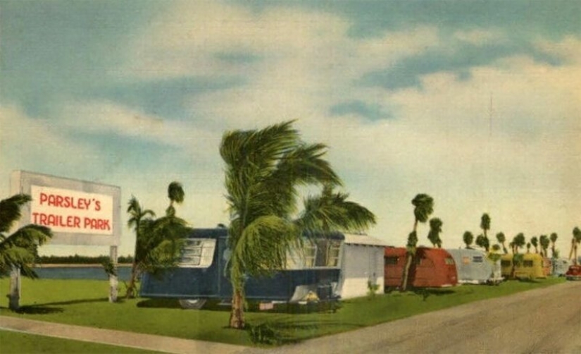 Golden time on wheels: American trailer parks in 50-ies and 60-ies