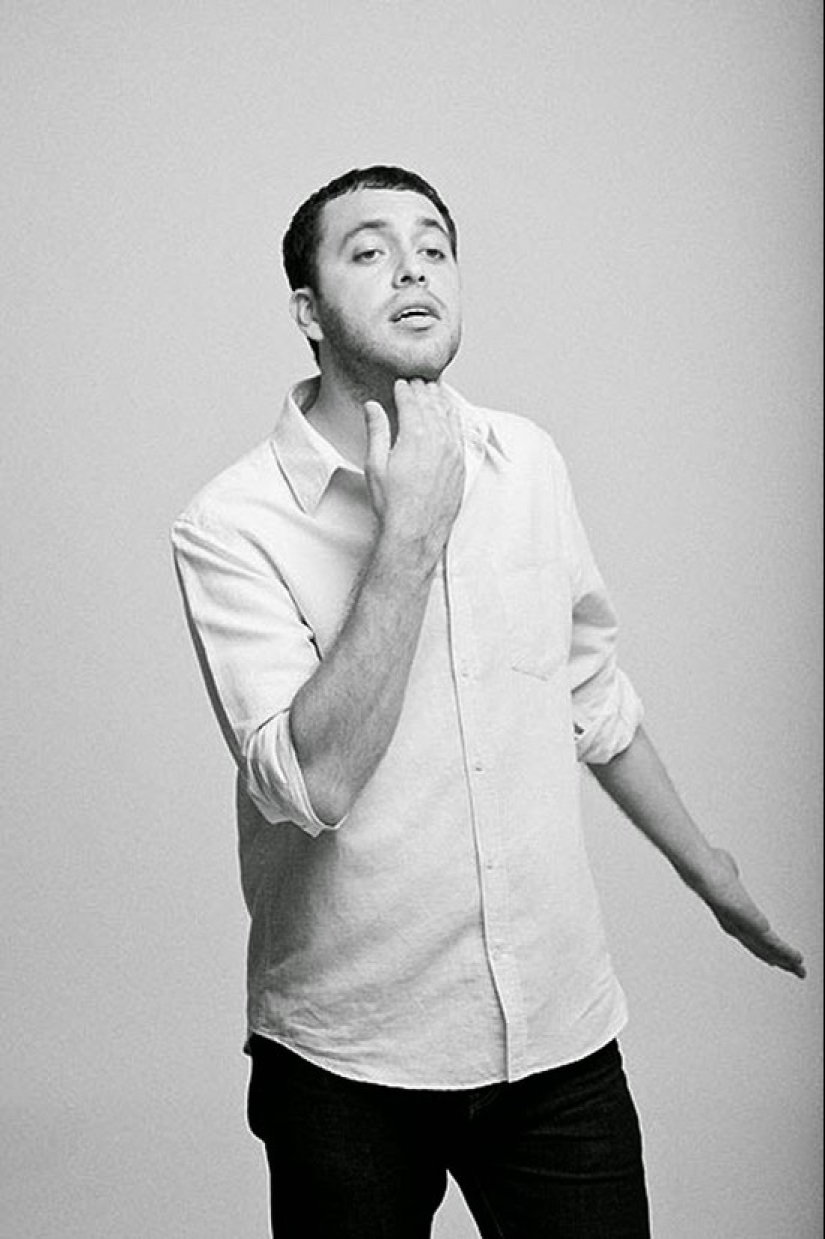 Guide to rude hand gestures from around the world Guide to rude hand gestures from around the world