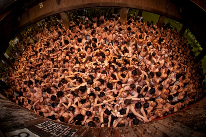 Hadaka matsuri – a celebration of naked men in Japan