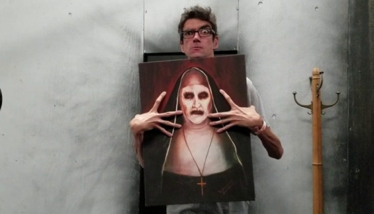 He is not known only by sight: Javier Botet is an actor who plays monsters