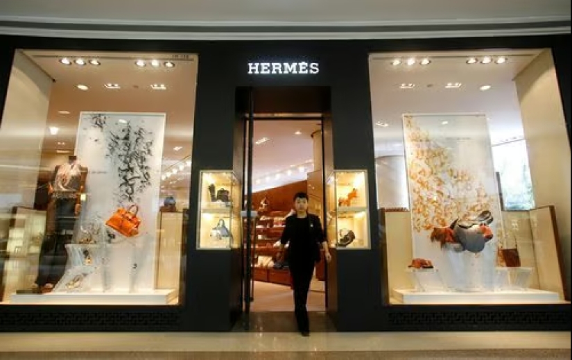 He wanted to give billions to a gardener! Shocking scandals of the heir of Hermes