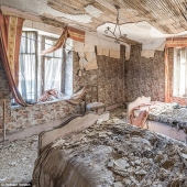 Here sleeps a time: beauty remains in the lens of French photographer Romain Weyoun Here sleeps a time: beauty remains in the lens of French photographer Romain Weyoun