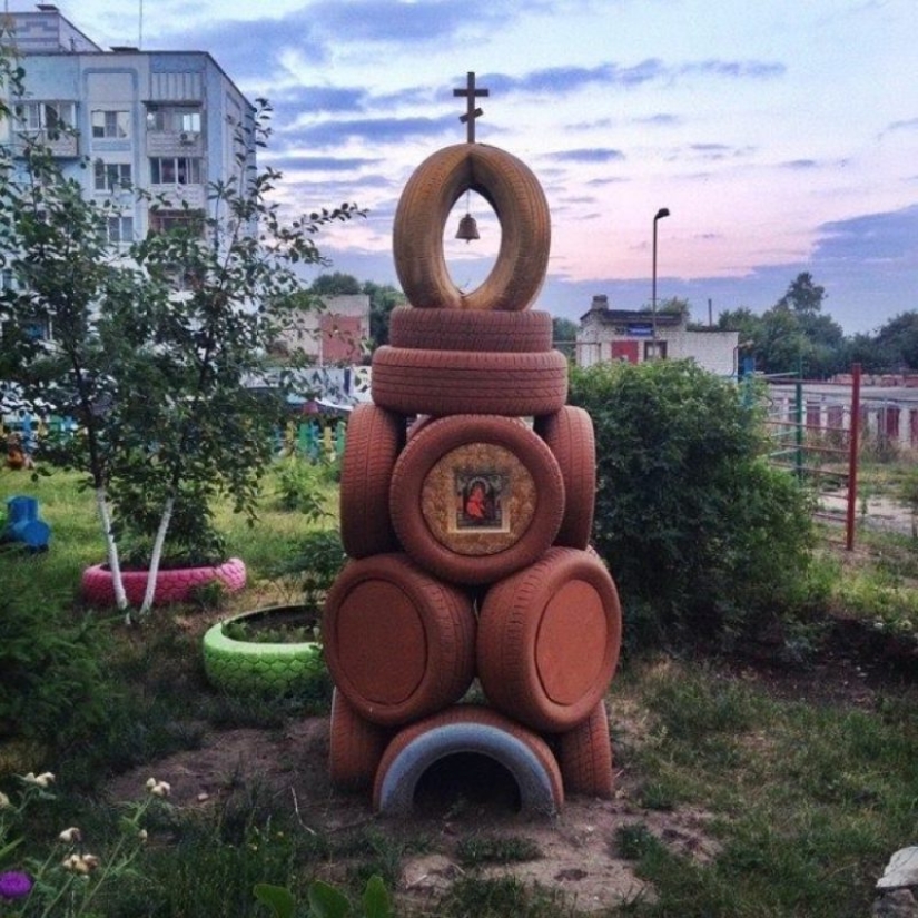 Housing-art: pathology of taste, or a new word in contemporary art?