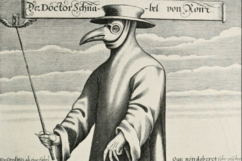 How did the costume of the plague doctor and why he looks so weird