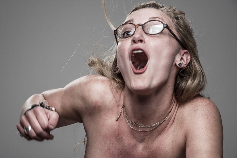 How do people react to being hit with a stun gun