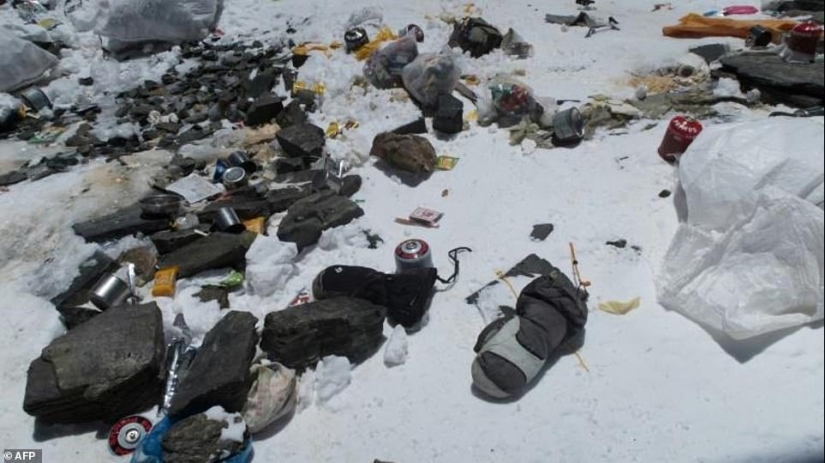 How Everest turned into the highest trash
