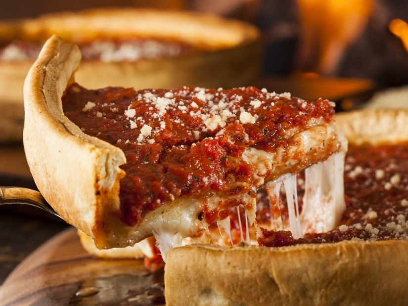 How pizza is served in different countries of the world How pizza is served in different countries of the world
