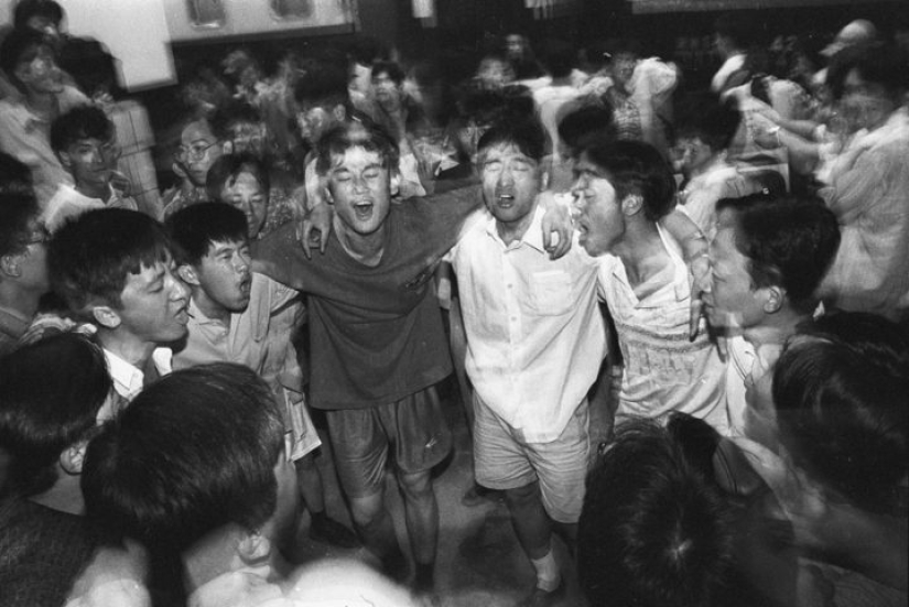 How students lived in China in the 1990s