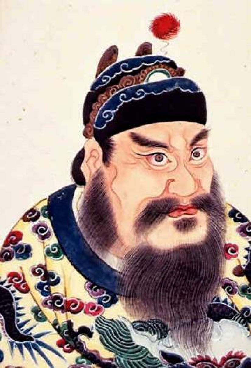 How the Chinese emperor Qin Shi Huang ran away from death around a pillar How the Chinese emperor Qin Shi Huang ran away from death around a pillar