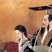 How the Chinese emperor Qin Shi Huang ran away from death around a pillar How the Chinese emperor Qin Shi Huang ran away from death around a pillar