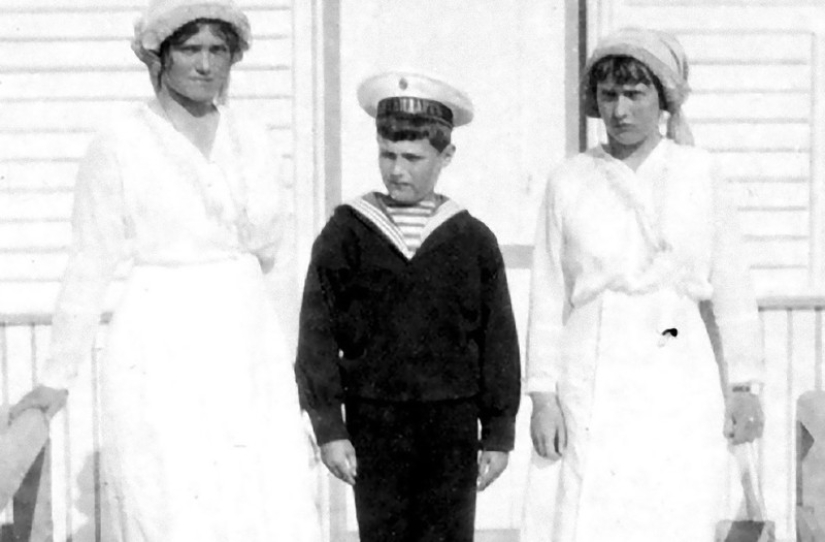 How the Romanov family lived their last days before their tragic execution
